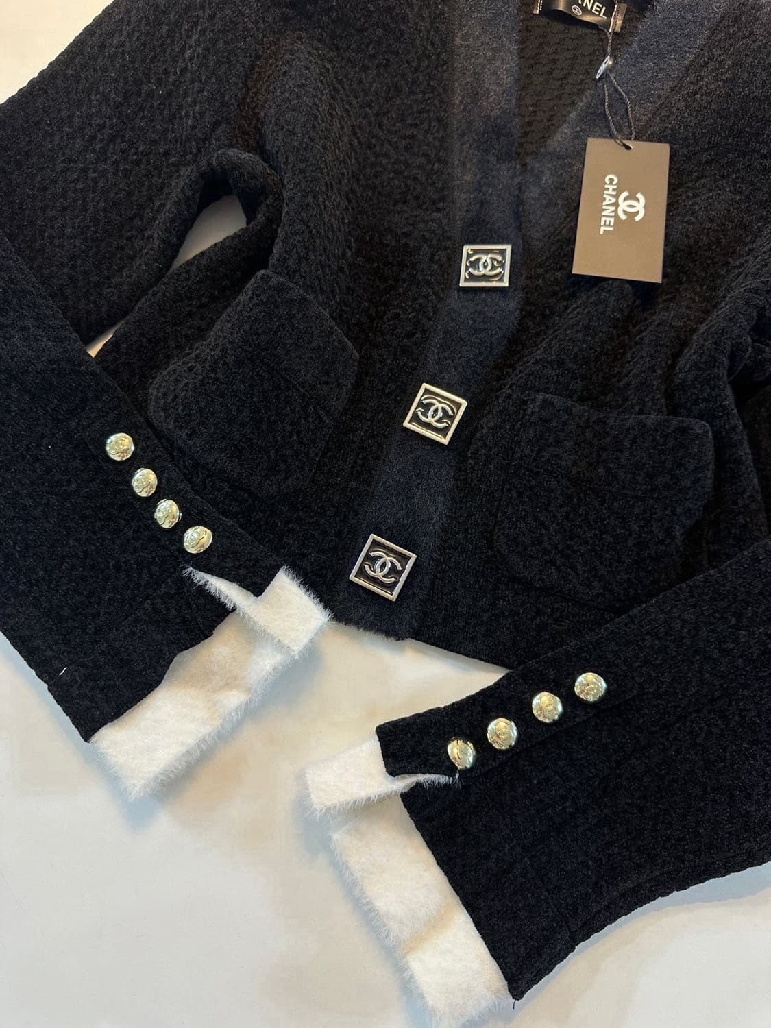 (새상품)샤넬가디건 상품이미지3