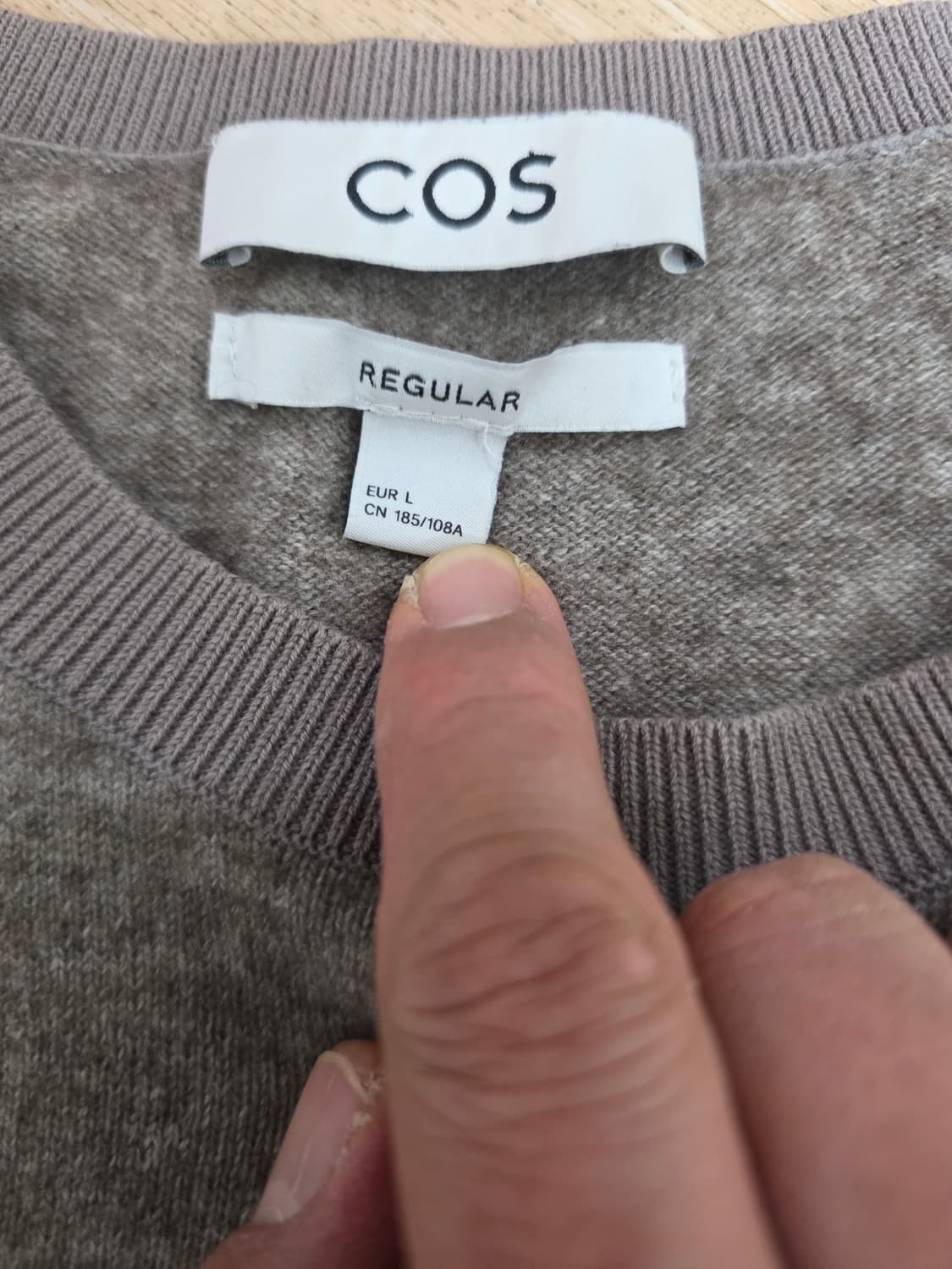 COS 코스 남성 야크울 블렌드 라운드넥 니트 L 상품이미지2