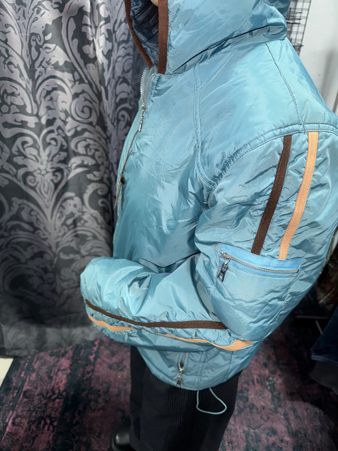 브라운 라인 포인트 트랙  패딩 상품이미지7