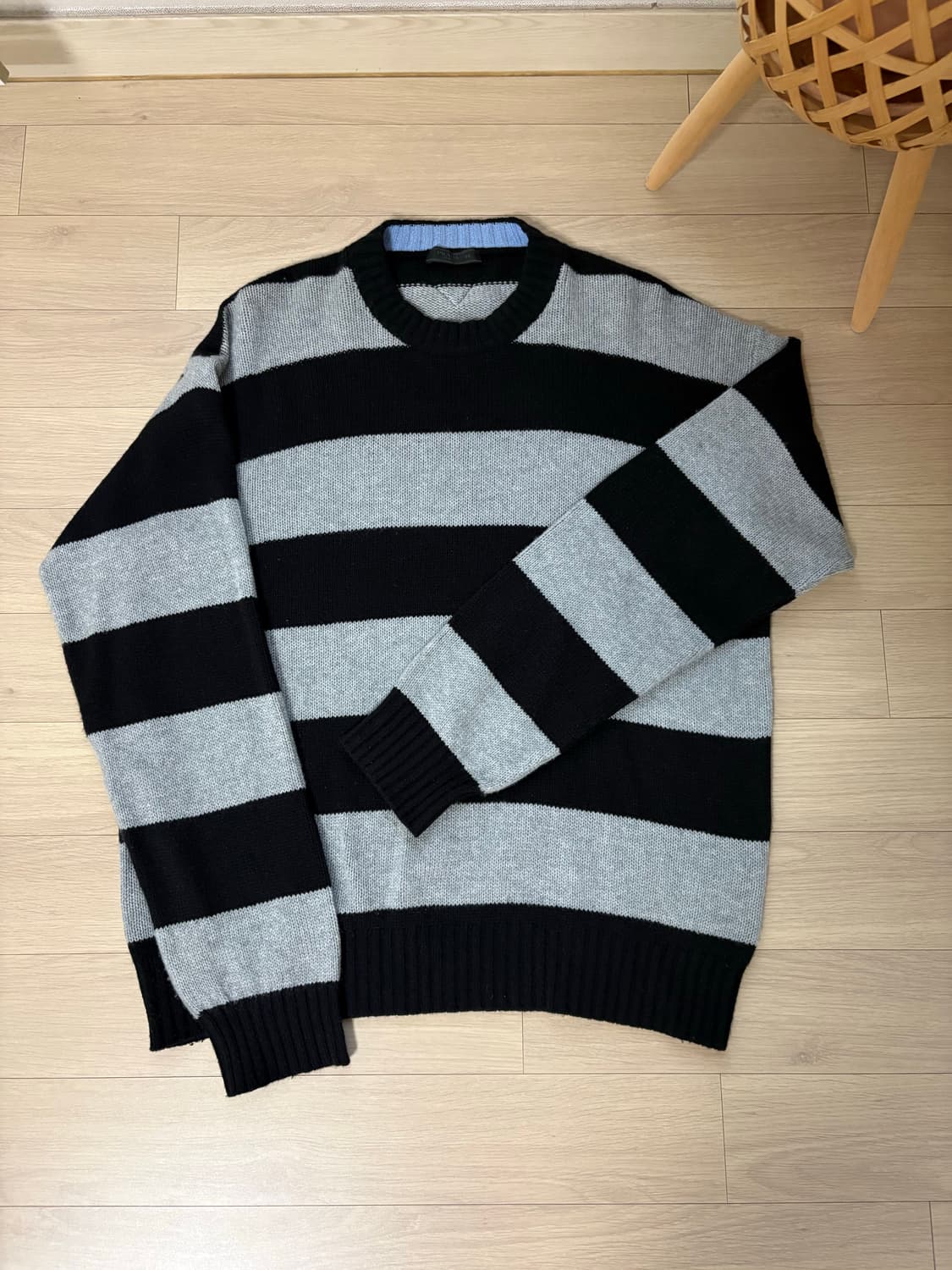 프라다 19FW 캐시미어 니트 상품이미지2