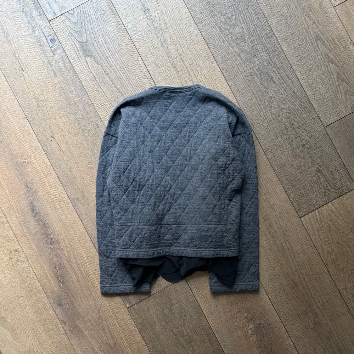 Scalloped Hem Docking Quilted Blouse 상품이미지9