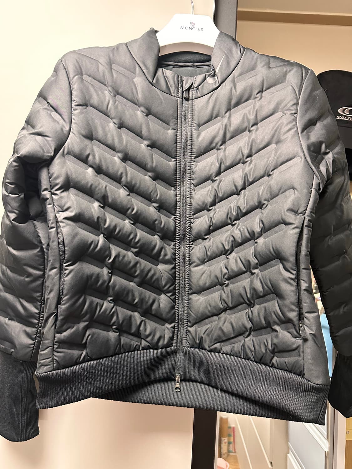 나이키 에어로로프트 여성용 경량패딩 상품이미지1