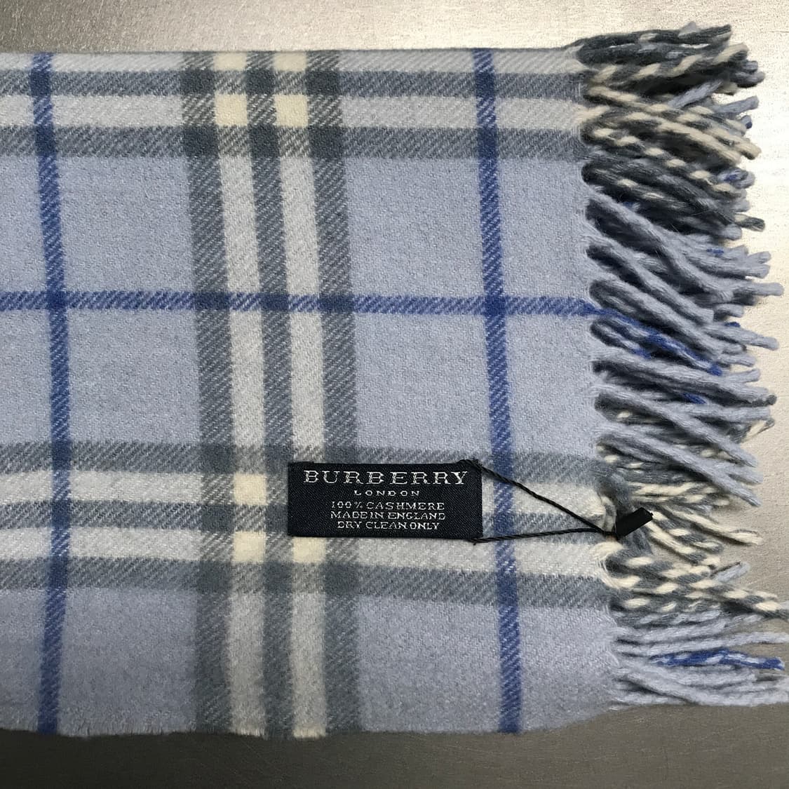 버버리 정품 램스울 머플러 스카이블루 상품이미지3