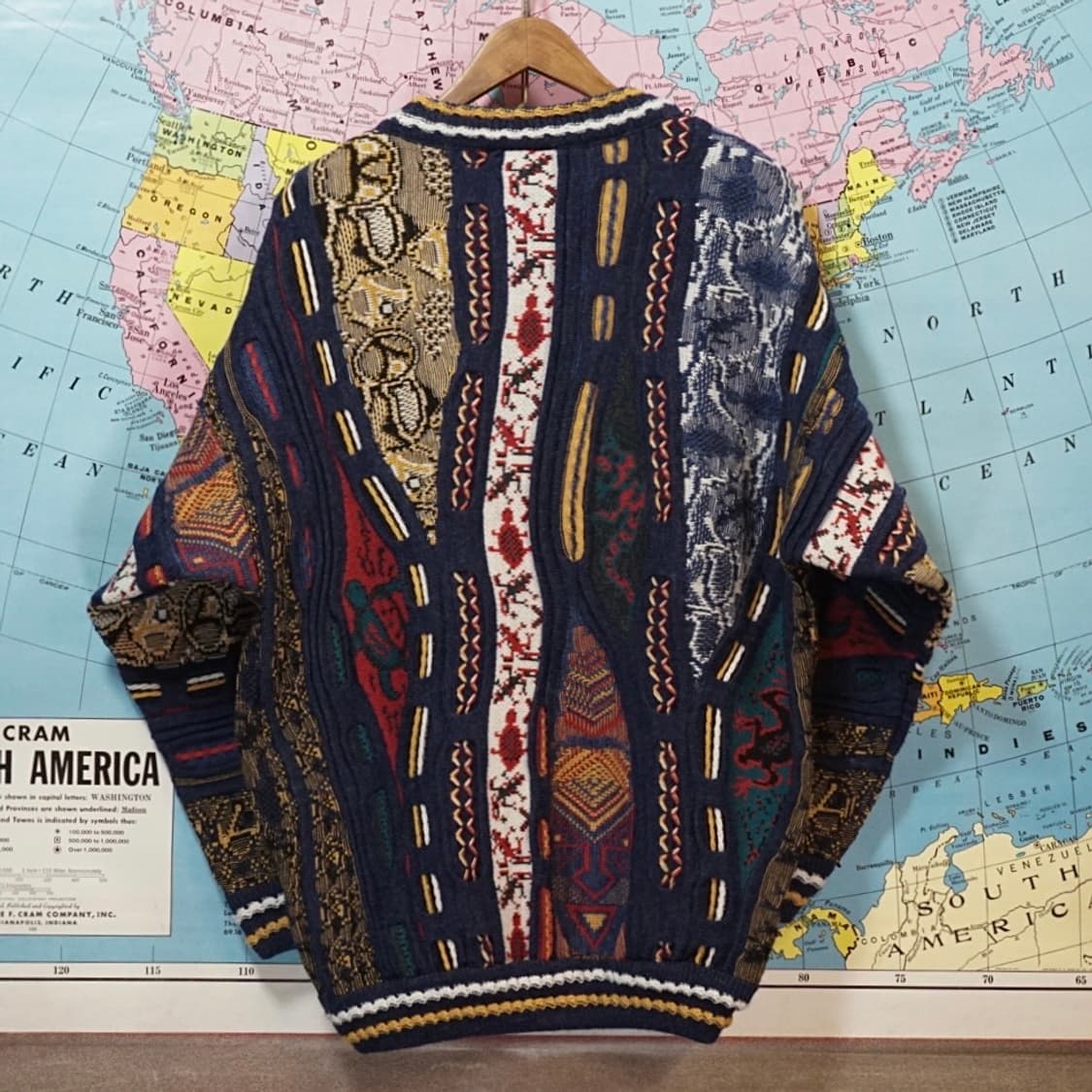 90s 오스트레일리아 Carlo 케이블 니트 상품이미지4