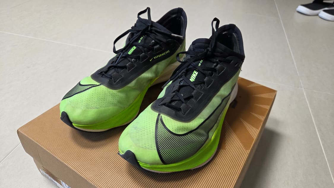 나이키 에어 줌 플라이 3 일레트릭 그린 상품이미지3