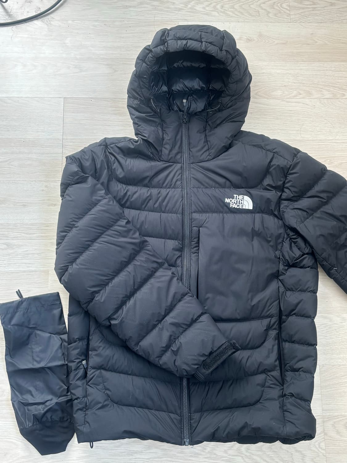 노스페이스 경량패딩 Volt RDS 상품이미지1