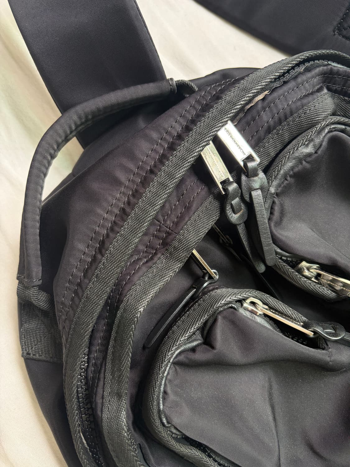 크리스반아쉐 백팩 블랙 이스트팩X 라프시몬스 프라다 포터 상품이미지7