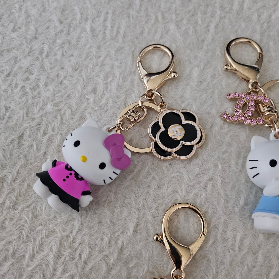 샤넬 빈티지 산리오 정품 키티 키링 상품이미지2