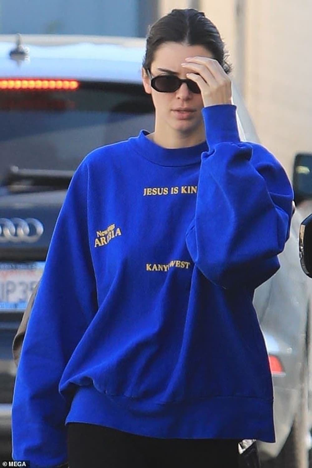 칸예웨스트 JIK VINIL 머천다이즈 상품이미지4