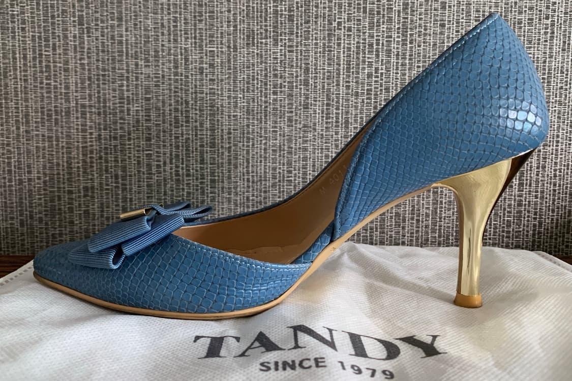탠디 TANDY 블루 리본 하이힐 펌프스 가죽 구두 235 굽높이 8cm 상품이미지3
