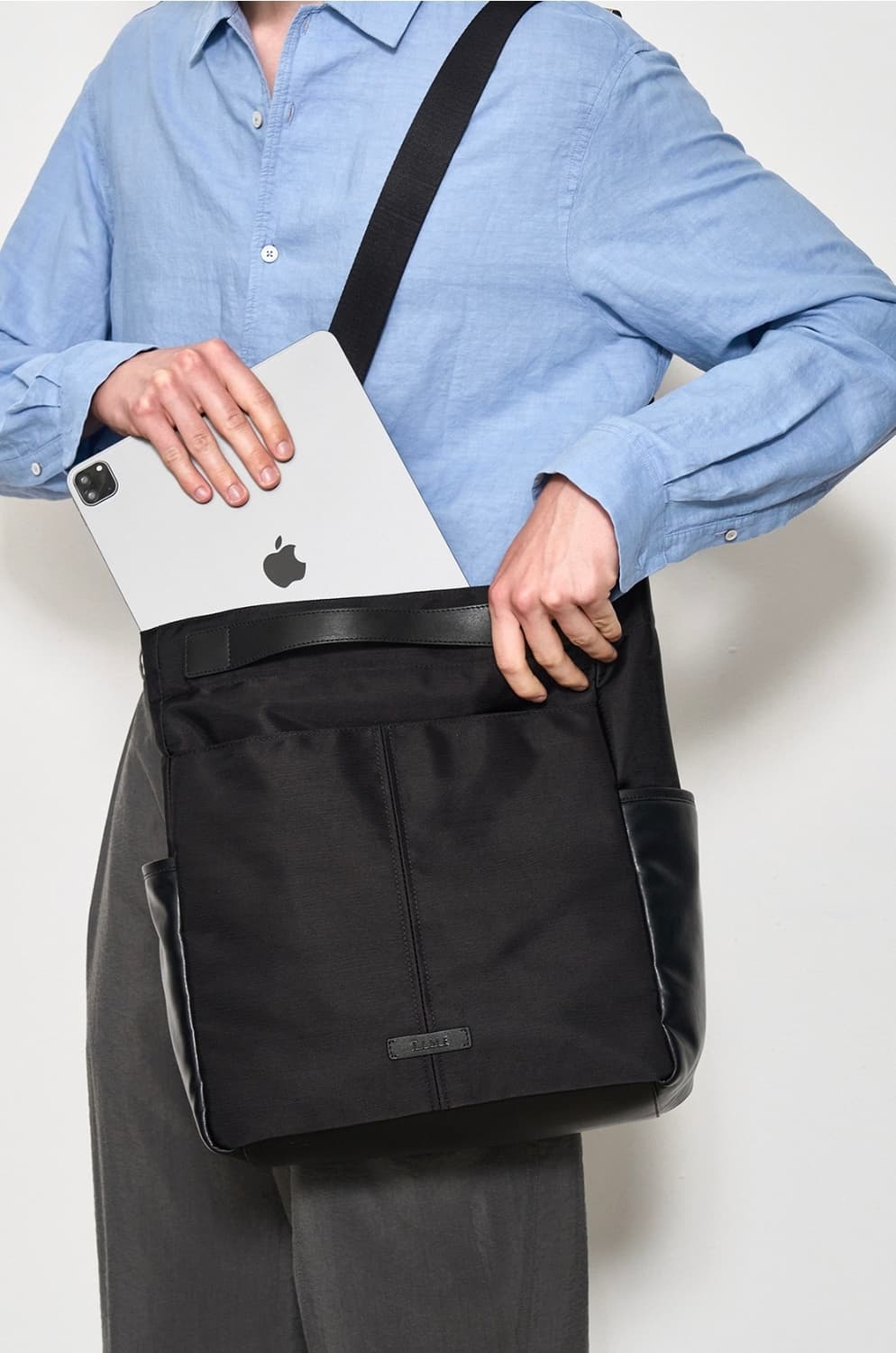 [정품] 타임옴므 25ss 남성 유틸리티 멀티포켓 토트백 크로스백 상품이미지7