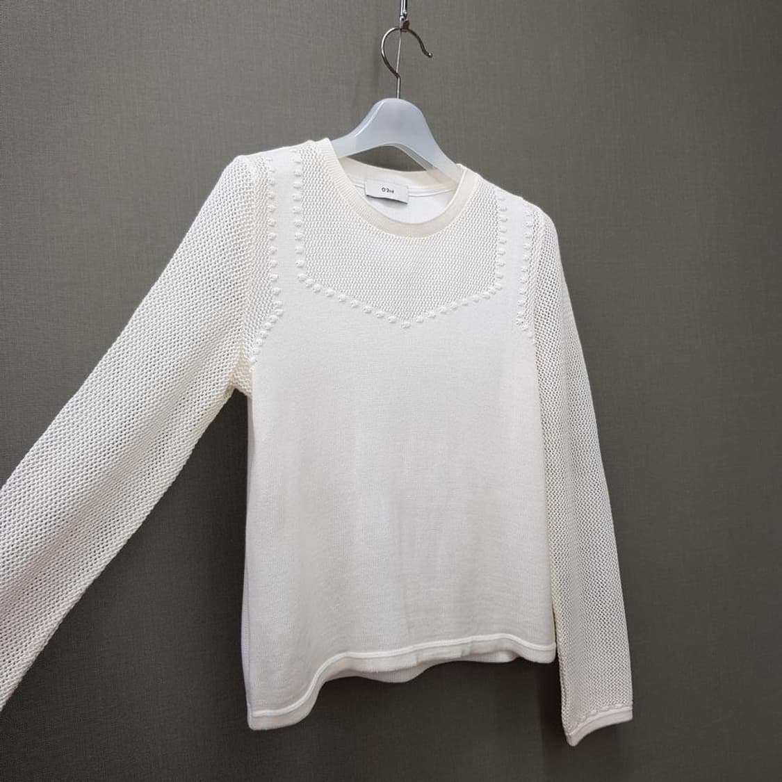 오즈세컨 2022 텍스처 니트 탑  m사이즈 상품이미지3
