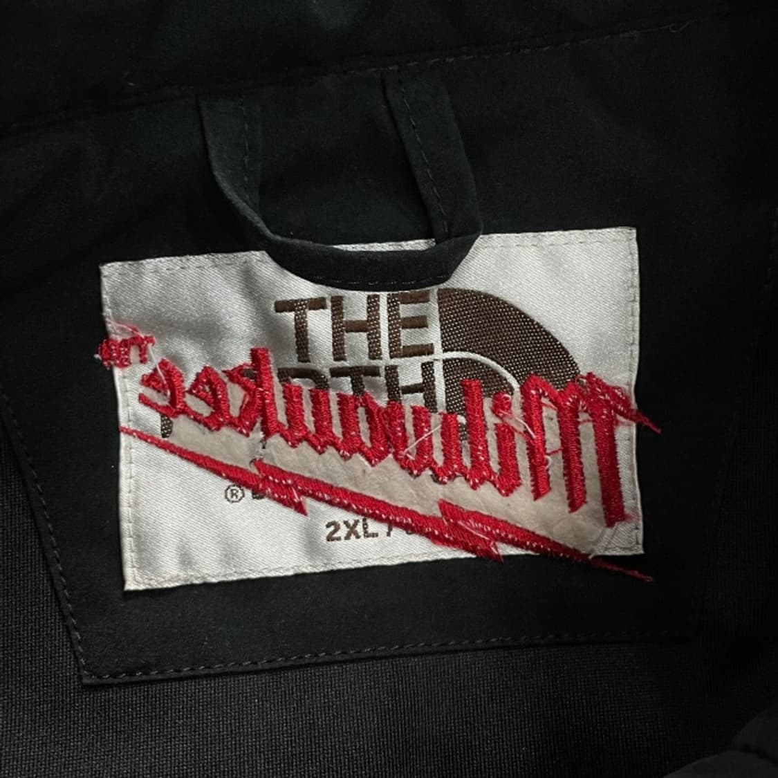 105 노스페이스 밀워키 브이모션 점퍼  상품이미지3