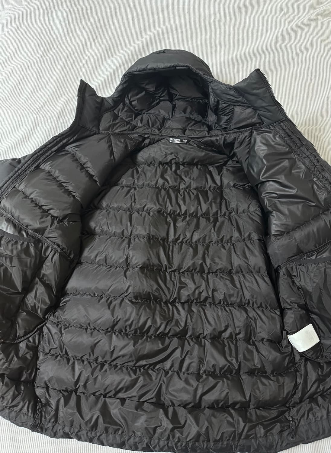 (SS급) 아크테릭스 토륨 후디 블랙 XL 상품이미지8