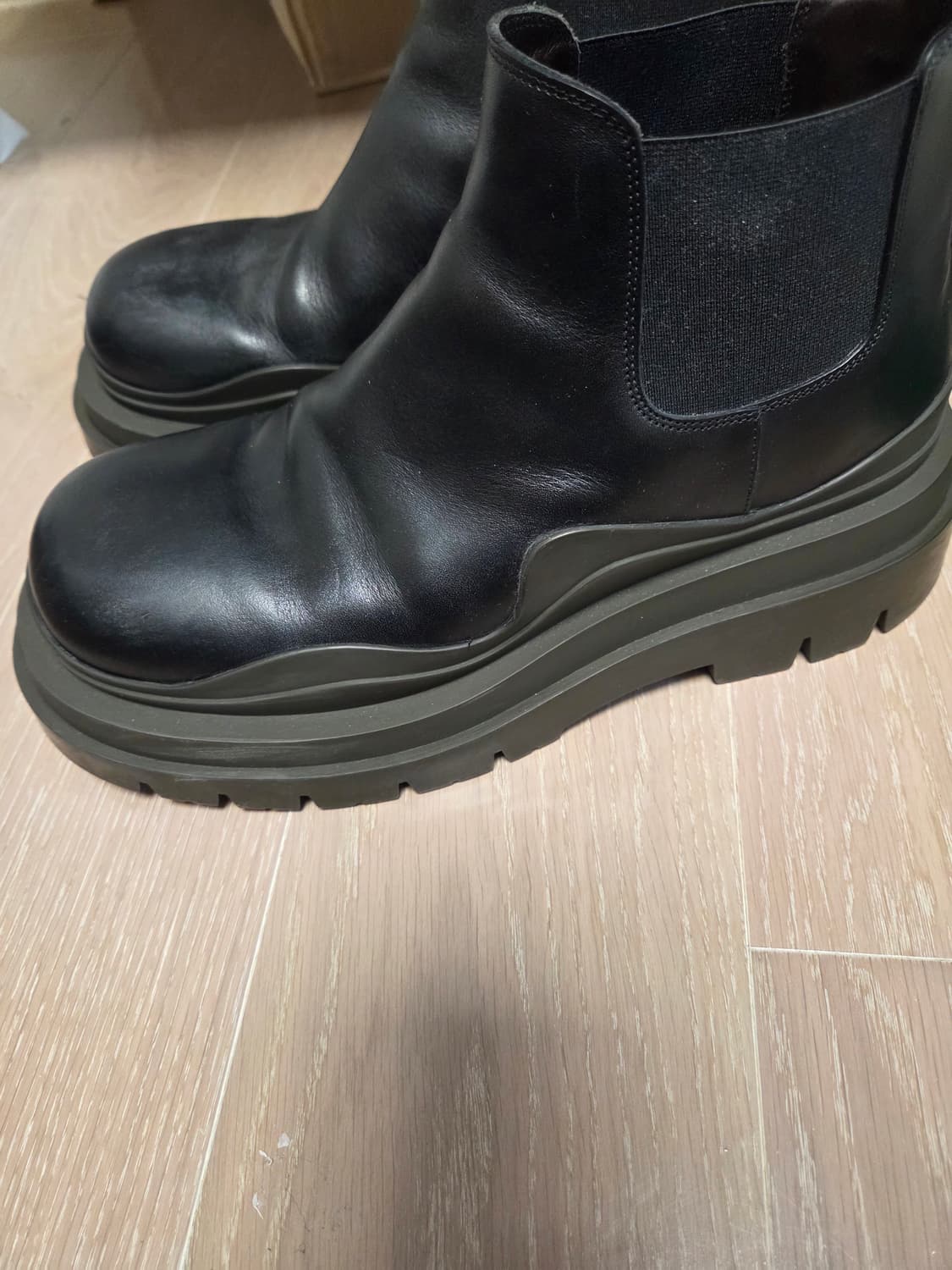 (42) 보테가베네타 타이어 부츠 캠핑 상품이미지3