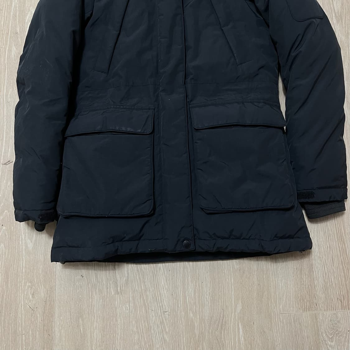 디스커버리 여성 라쿤퍼 후드 덕다운 패딩 S/90  상품이미지4