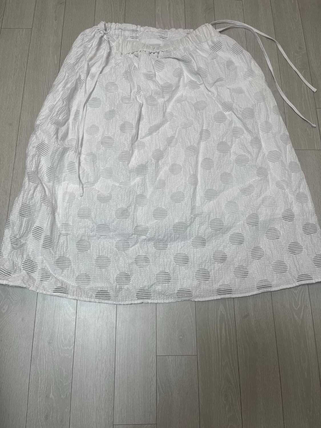 쿠키시 도트 자카드 스커트 화이트 상품이미지4