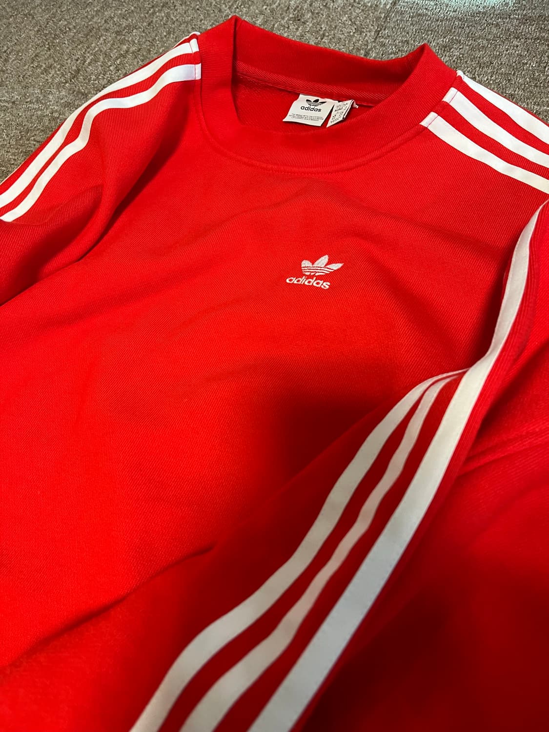 아디다스 삼선 빨강맨투맨 상품이미지4