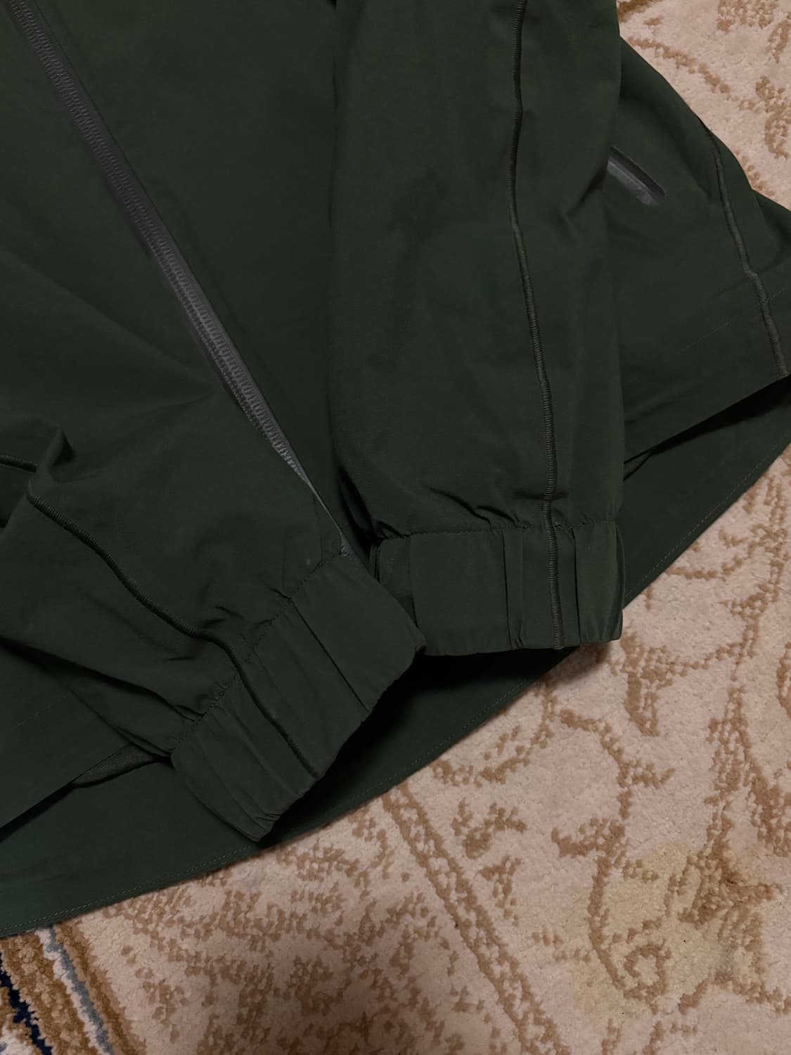 룰루레몬 바람막이  상품이미지3