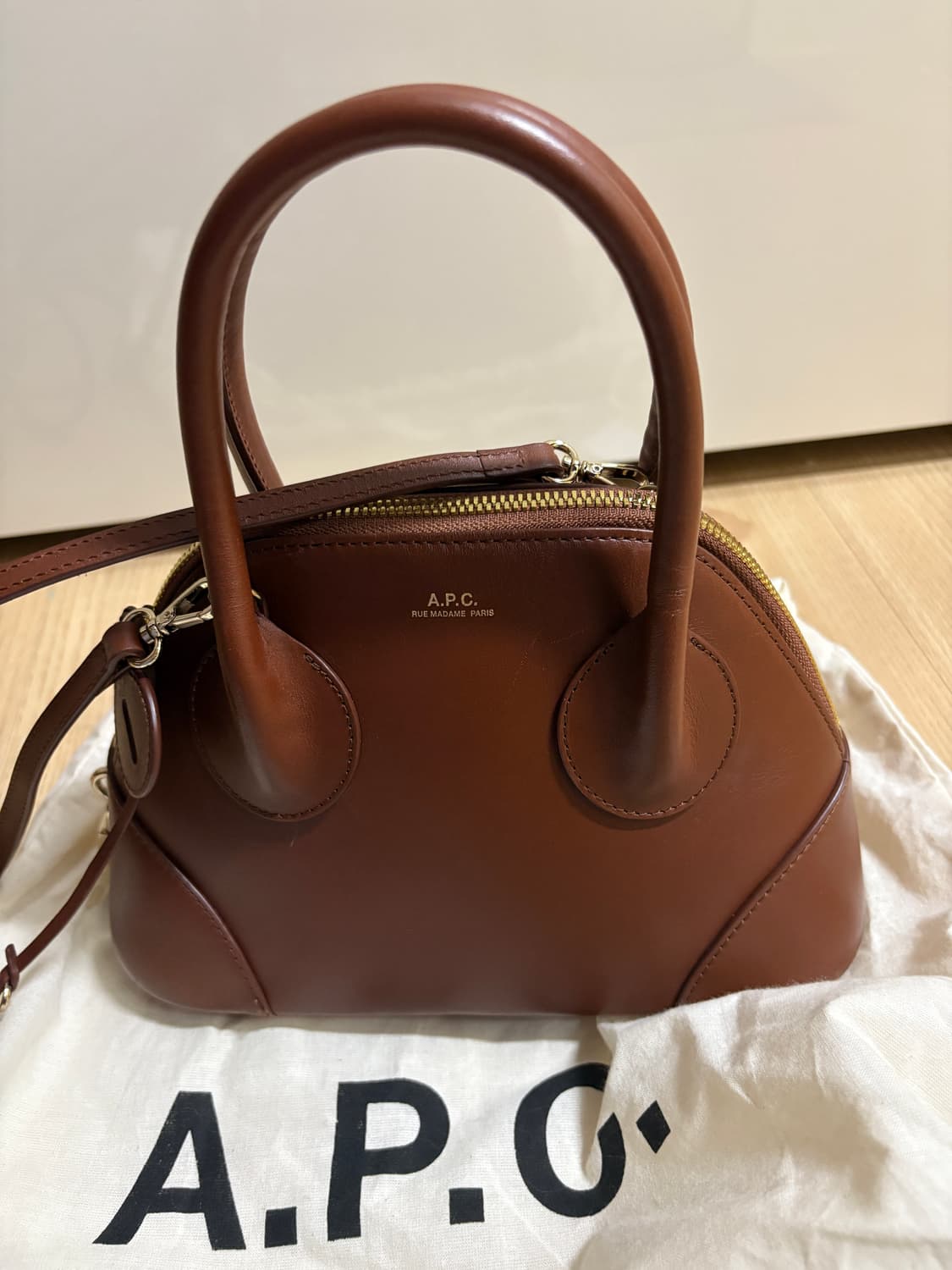 A.P.C. 엠마 스몰백 상품이미지2