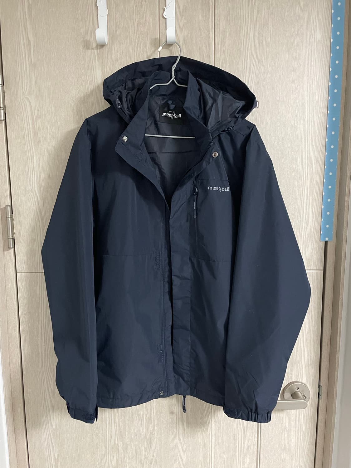 [100]몽벨 바람막이 상품이미지1