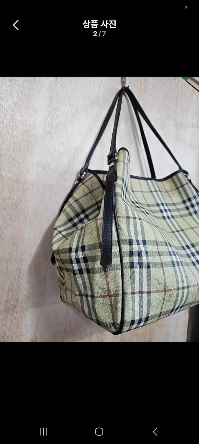 버버리 체크 숄더백. 상품이미지2