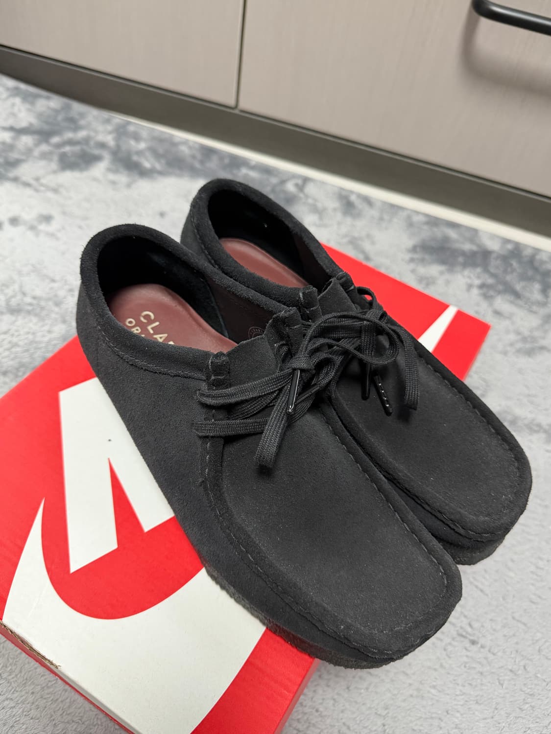 250) 클락스 왈라비 스웨이드 블랙 상품이미지2