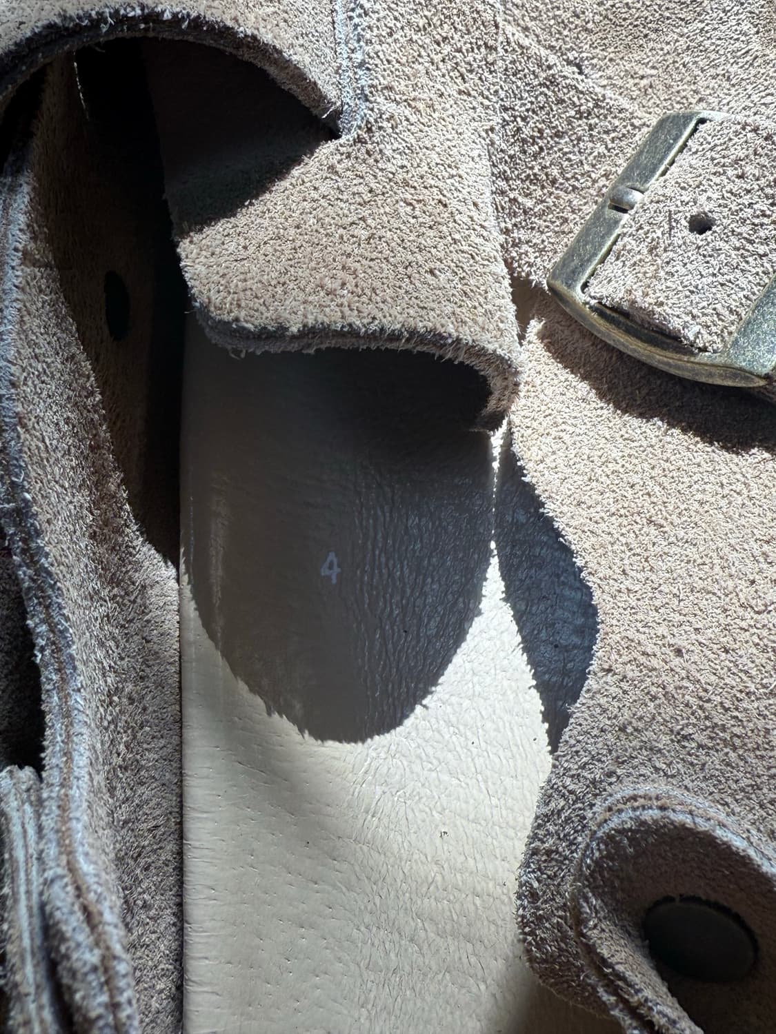 [4] 폴리테루 심볼릭 슬라이드 슬리퍼 상품이미지4