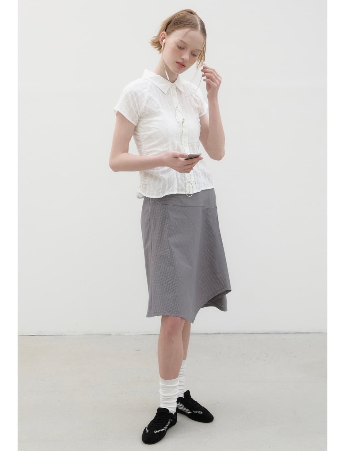 poev Broderie Shirring Shirt 셔링 레이스 블라우스 상품이미지3