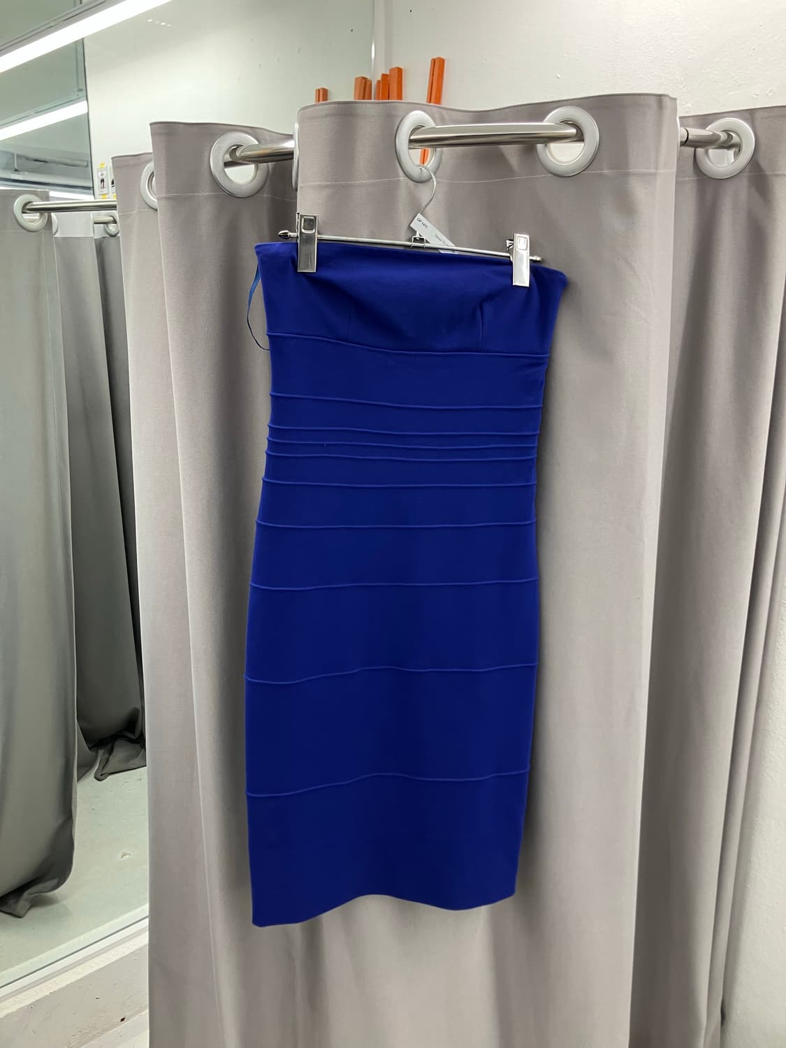 코발트 블루 탱크탑 미디 드레스 상품이미지1