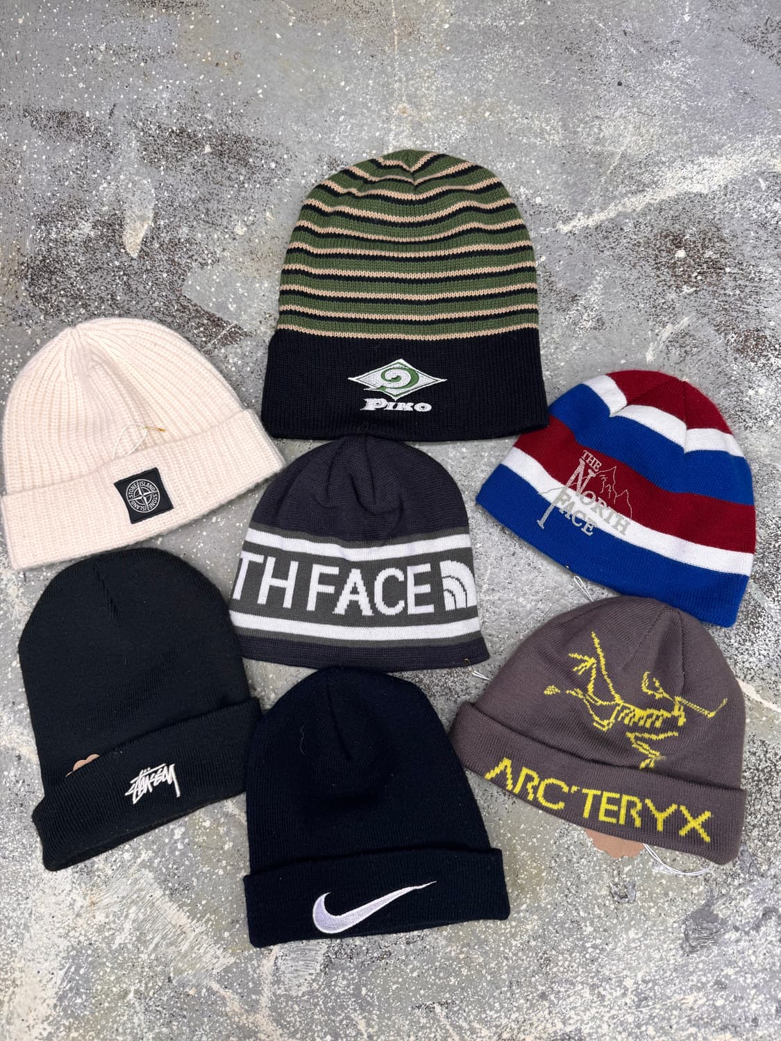 비니 모음 아크테릭스 나투시 스투시 스톤아일랜드 노스페이스 나이키  상품이미지1