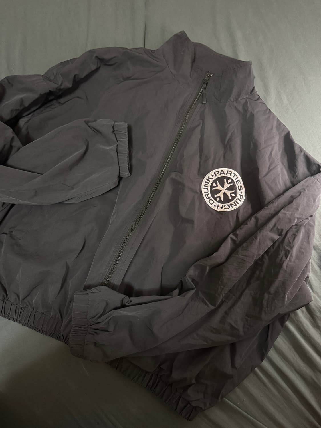 펀치드렁크파티즈 윈드자켓 상품이미지1