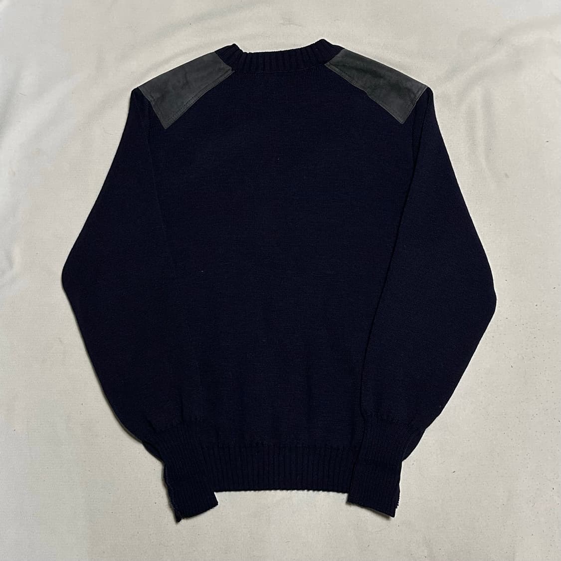 42 버버리 네이비 울 코만도 니트 상품이미지3