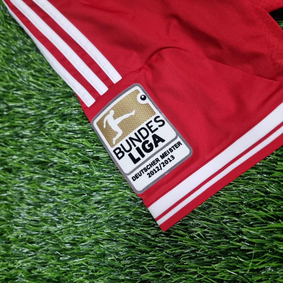 13-14시즌 바이에른 뮌헨 홈 유니폼 #21 필립 람 상품이미지6