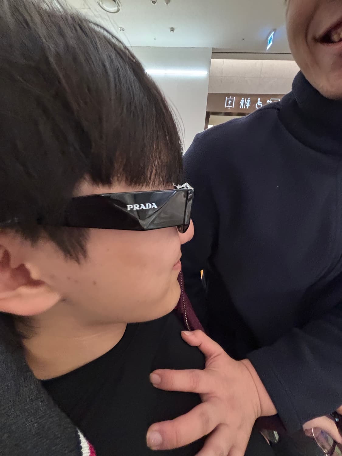 프라다 선글라스 상품이미지1