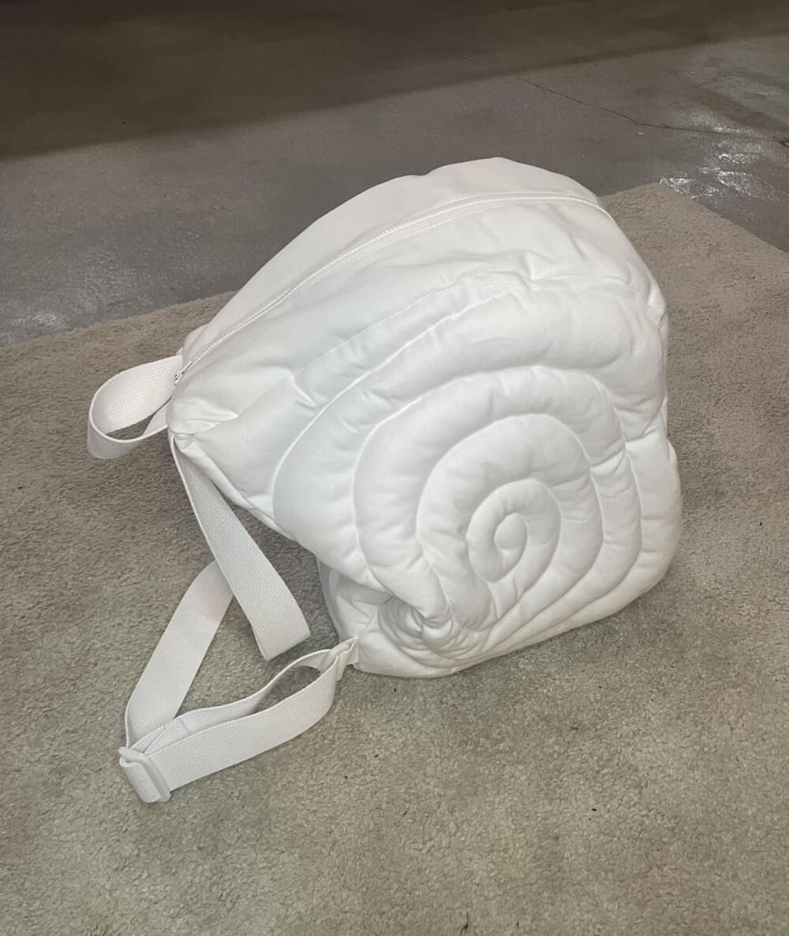 아컨시엘 달팽이 백팩 SNAILS DON'T COLLAPSE 상품이미지1