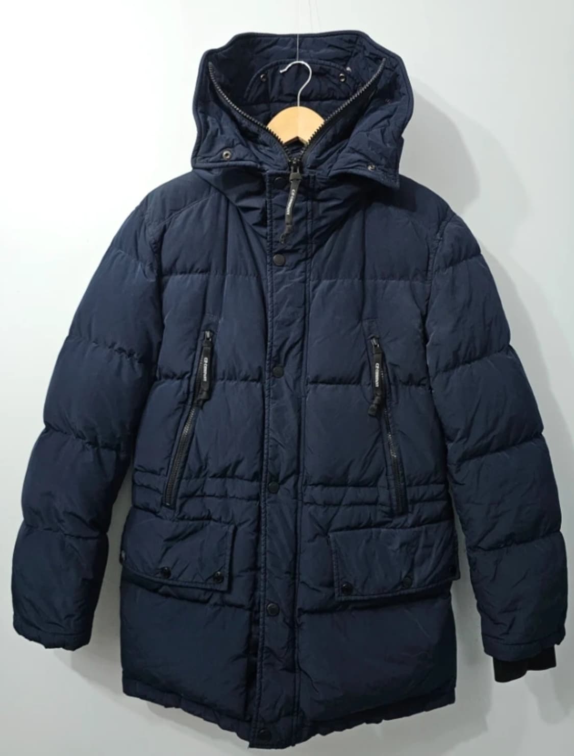 씨피컴퍼니 CP컴퍼니 노르지 고글 후드 패딩 105 상품이미지3