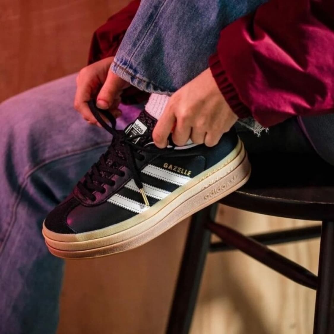 아디다스 x 아트모스 가젤 볼드 코어 블랙 코어 화이트 레더 230 상품이미지3