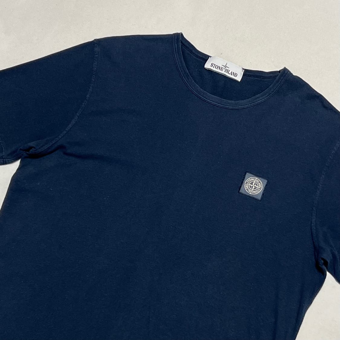 95 스톤아일랜드 와펜 라운드넥 네이비 티셔츠 상품이미지1