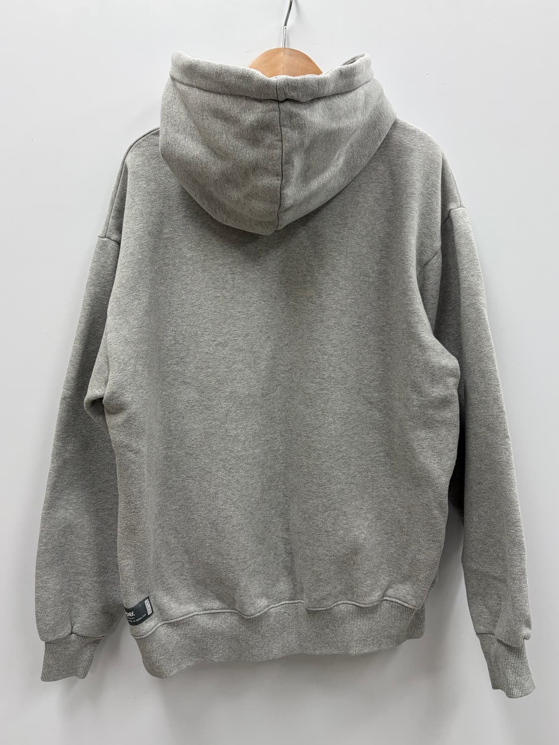 마하그리드 그레이 후드티 상품이미지3