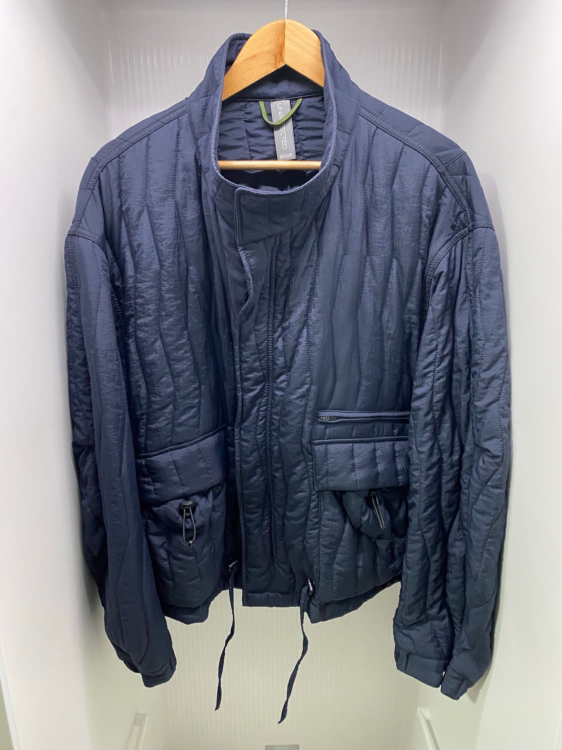 언어팩티드 패딩 상품이미지3