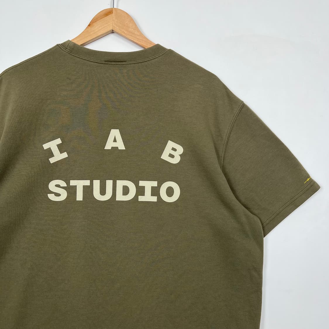 IAB DP 아이앱스튜디오 디피 콜라보 반팔티 상품이미지2