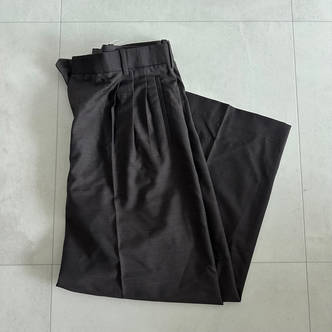 Cos 3플리츠 와이드 울 팬츠 상품이미지7