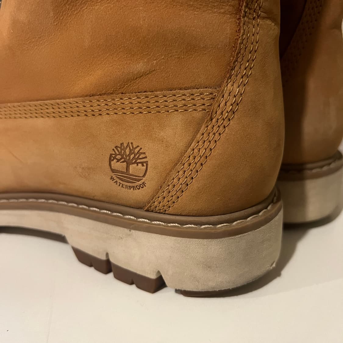 팀버랜드 루시아 레이스업 스웨이드 부츠 상품이미지6