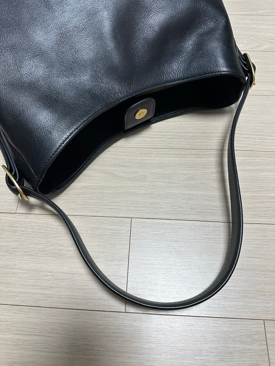 투티에 카노백 블랙 상품이미지4