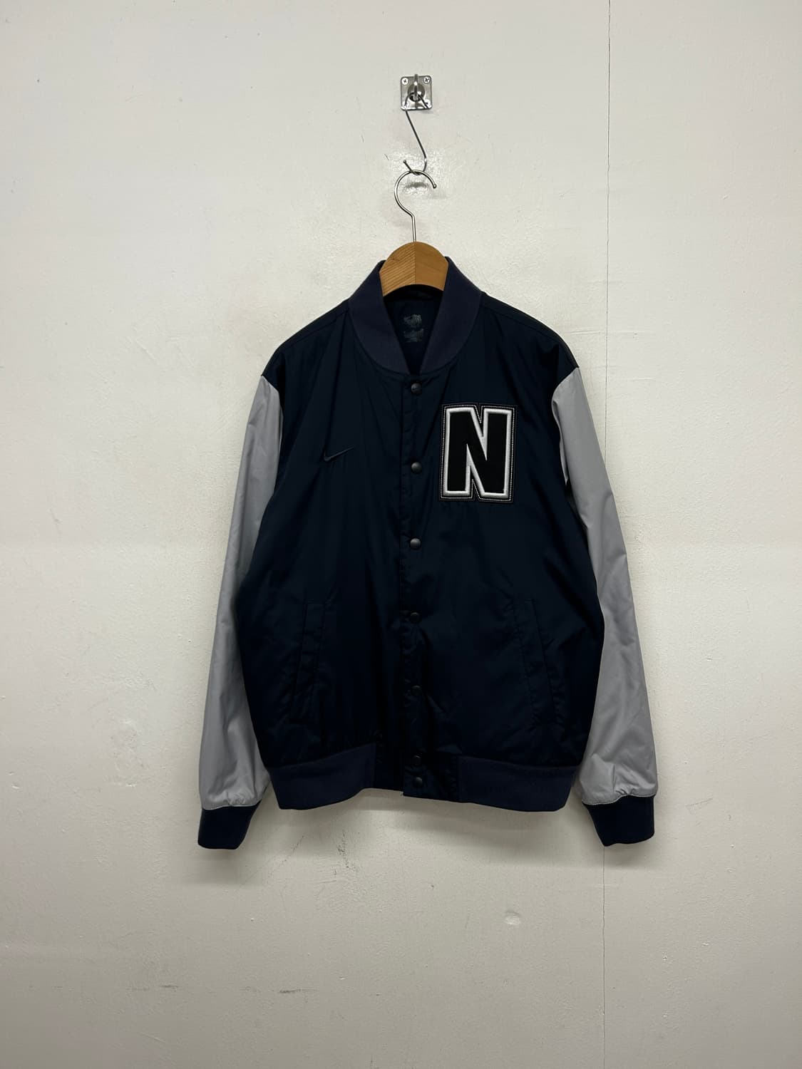 나이키 바시티자켓 점퍼 상품이미지1