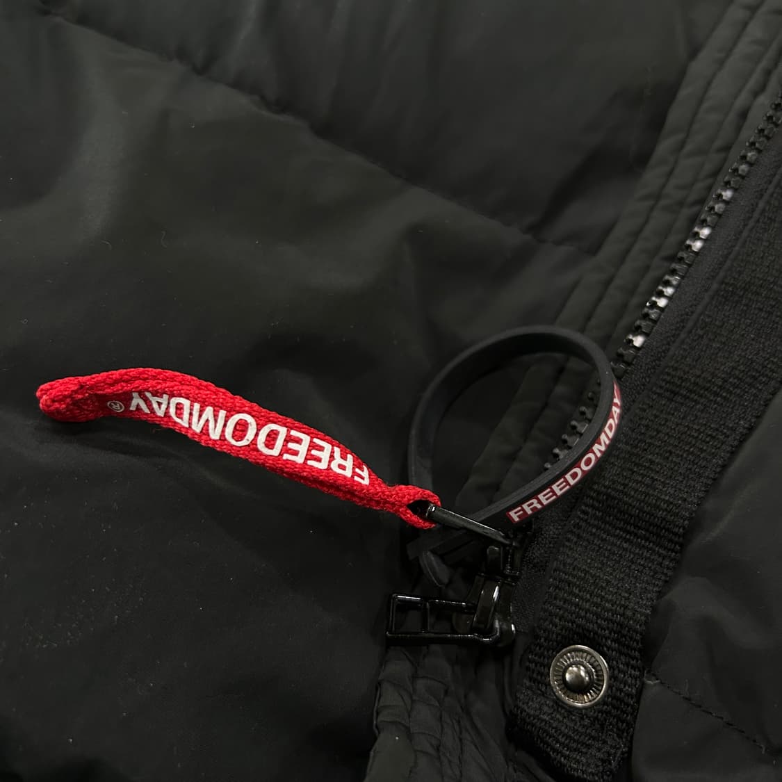 프리덤데이 롱패딩 이탈리아산 현재매물 없음 상품이미지4
