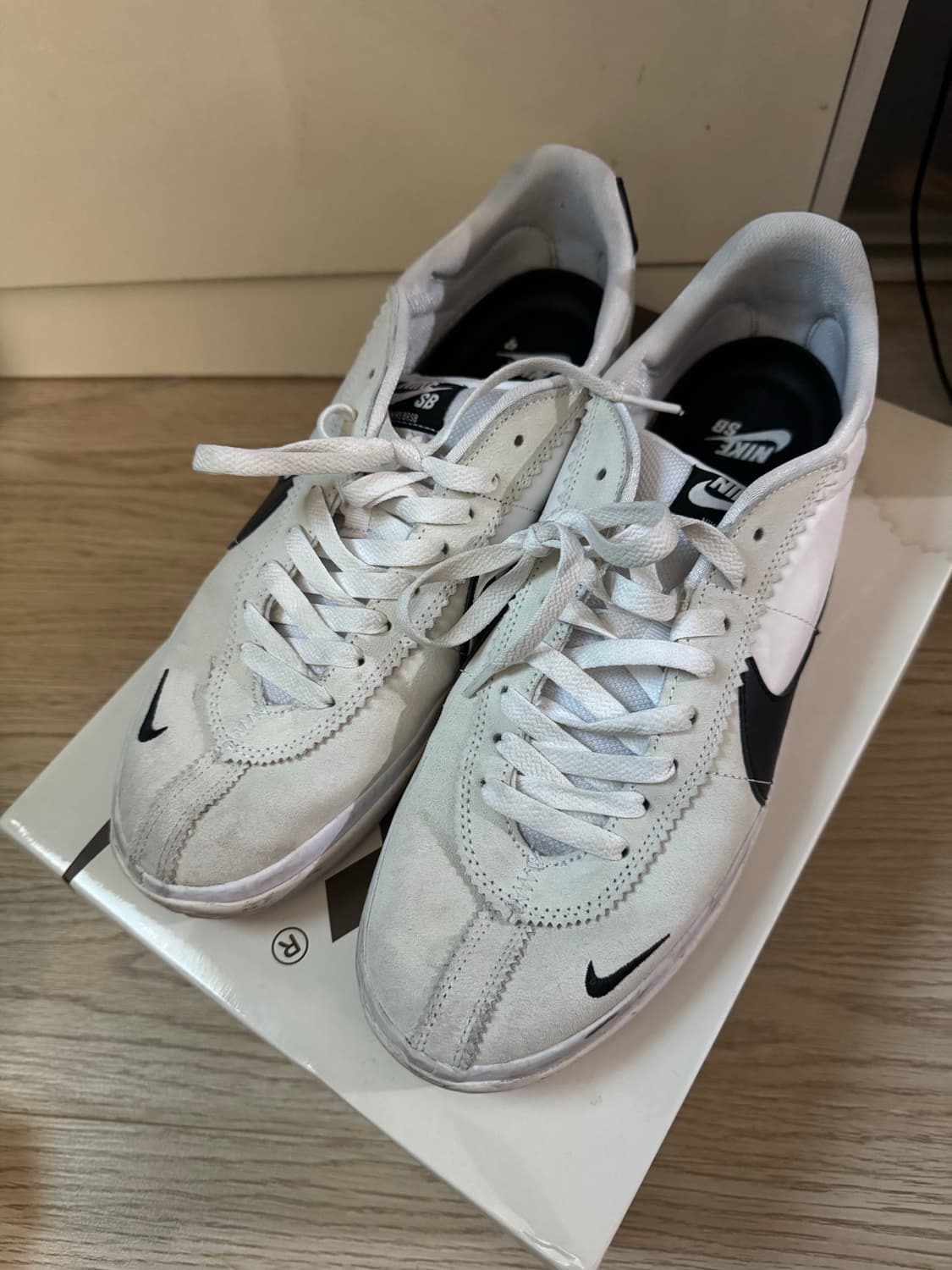 나이키 SB 코르테즈 흰색 스니커즈 상품이미지1