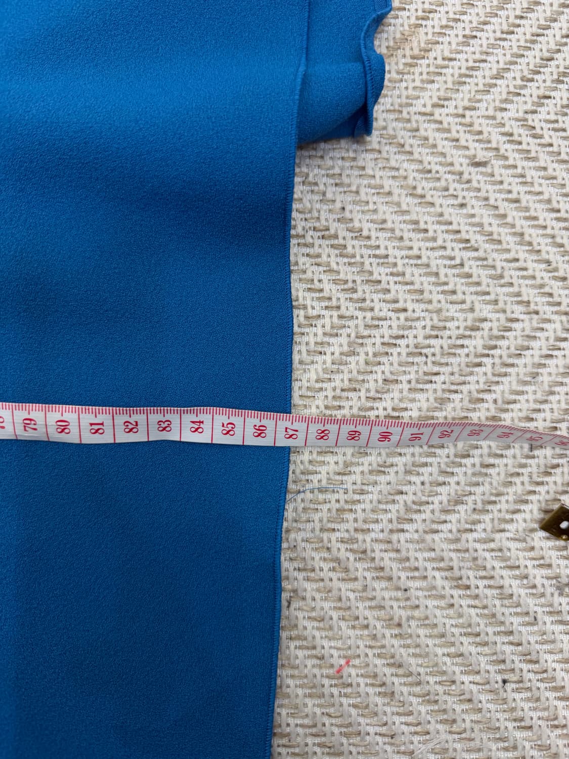 정품) 더캐시미어 한섬 물결 스커트 블루 64(28) 상품이미지10