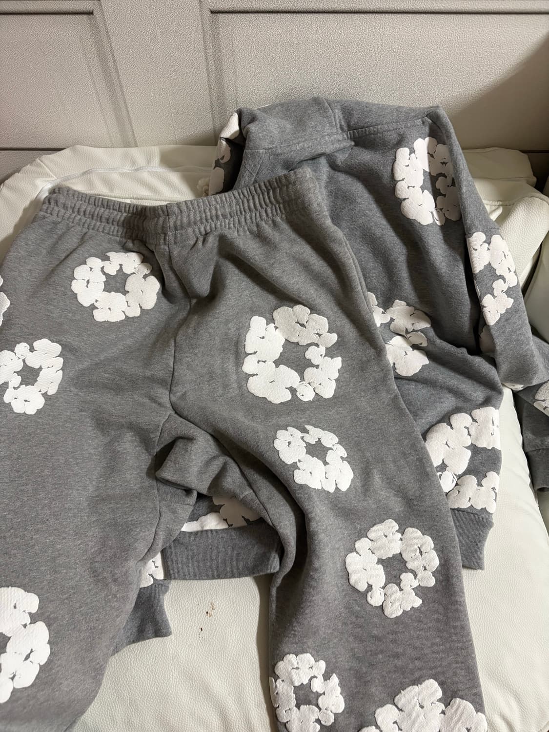 Denim tears the cotton wreath sweatshirt 상품이미지5